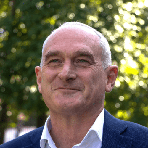 Dr Paul Winton